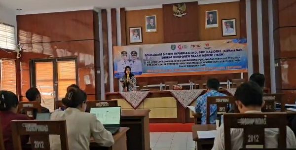 Dorong Industri Lokal Melek Digital, Diskopdagin Indramayu Sosialisasiakan SIINas dan TKDN untuk Pelaku Usaha