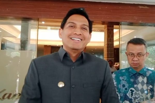 Bupati Lucky Hakim Dorong Investasi Besar untuk Modernisasi Perumdam TDA. “Air Rumah Dinas Saja Masih Kuning”