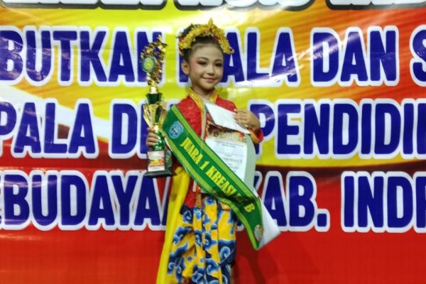 Aksi Panggung Aisyah Maulidah Bikin Kagum, Siswi SD Ini Raih Juara 1 Tari Kreasi Nusantara