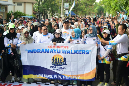 Jalan Sehat Sambil Pungut Sampah, Cara Pemkab Indramayu Peringati HPSN 2026