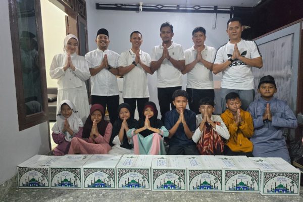 Tebar Kebaikan di Bulan Ramadhan, Alumni AKIP Angkatan 48 Ciayumajakuning Salurkan Paket Sembako untuk Anak Yatim Piatu