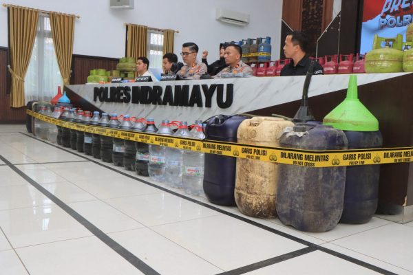 MAFIA PERTALITE DICIDUK! POLRES INDRAMAYU BONGKAR MODUS “BORONG” BBM SUBSIDI PAKAI BARCODE ORANG LAIN