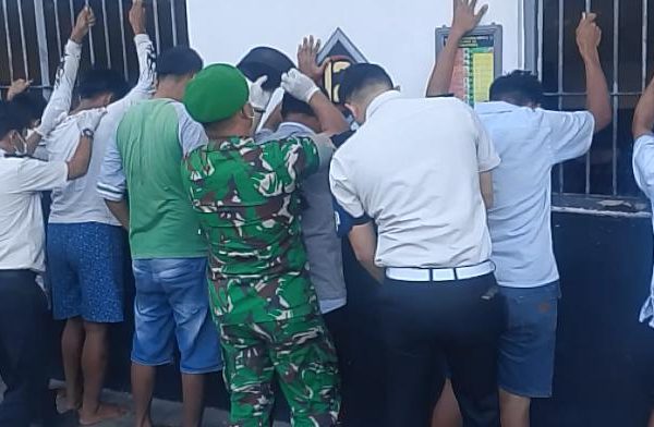 Cegah Gangguan Kamtib, Lapas Indramayu Gelar Razia Bersama TNI-Polri