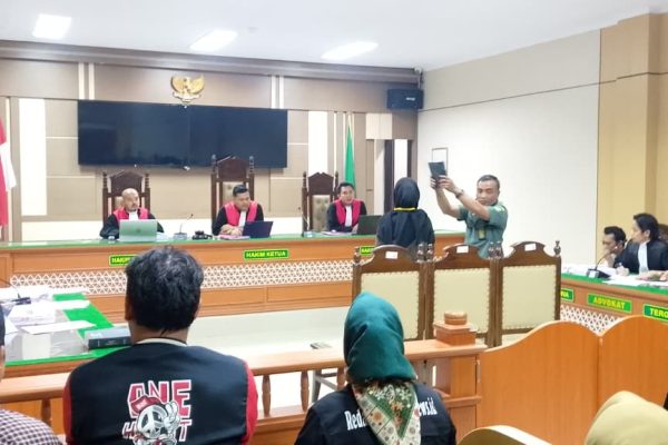 Fakta Persidangan Ungkap Rantai Bukti Kasus Pembunuhan Satu Keluarga di Indramayu