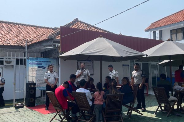 Edukasi Warga Binaan dan Keluarga, Lapas Indramayu Tegaskan Seluruh Layanan Gratis dan Bebas Pungli