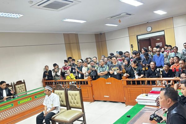 Pembunuhan Satu Keluarga di Paoman, Priyo Dituntut 20 Tahun
